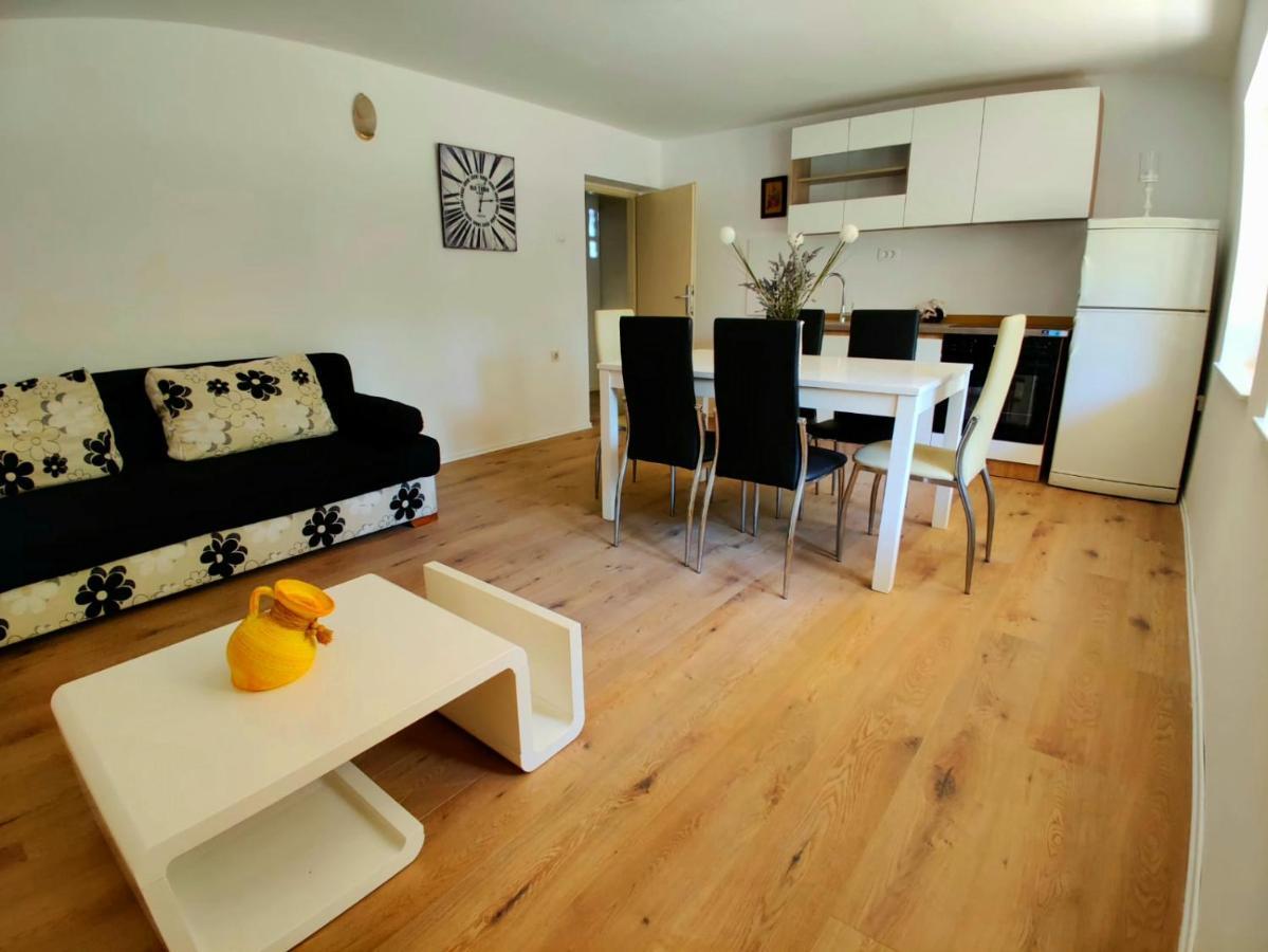 Roko Apartmán *